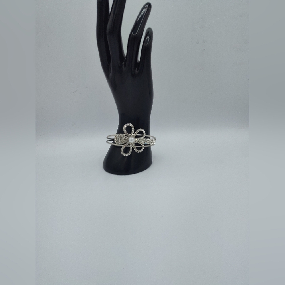 .925 Silver Rhinestone With Faux Pearl Flower Bangle Bracelet